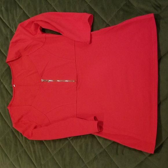 Afibi red women's square neck zip tshirt small size. New but tag is removed. - Picture 2 of 5